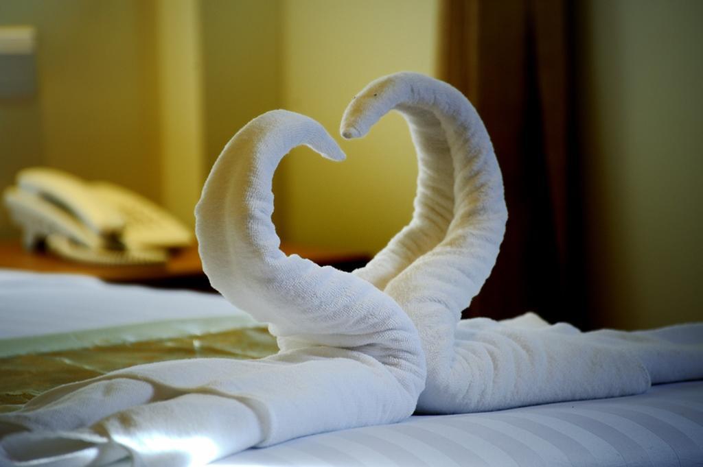 Royal Golden View Hotel Yangon Eksteriør bilde