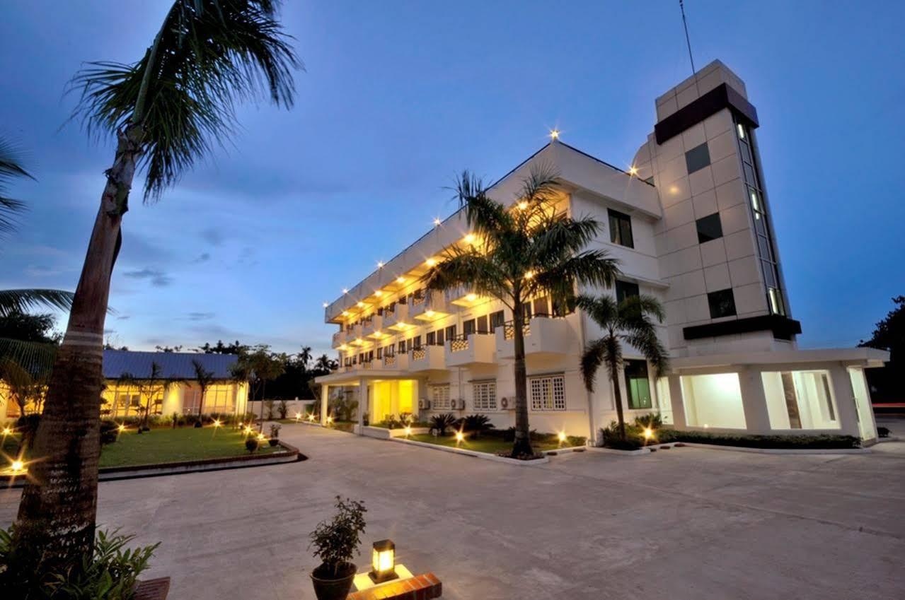 Royal Golden View Hotel Yangon Eksteriør bilde